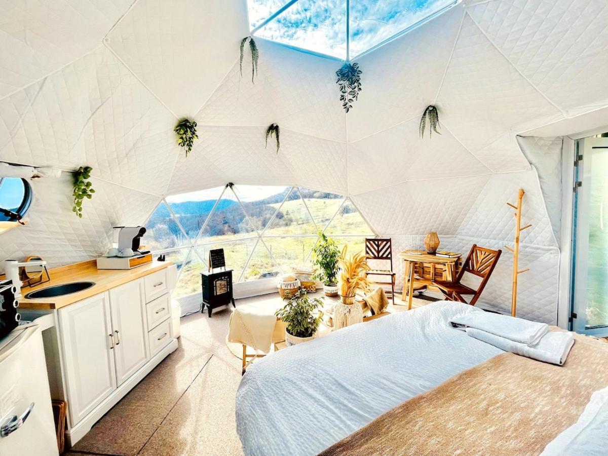 Hotel Glamping Hohe Wand - Zelt Mit Sternenfenster Und Whirlpool Maiersdorf Esterno foto
