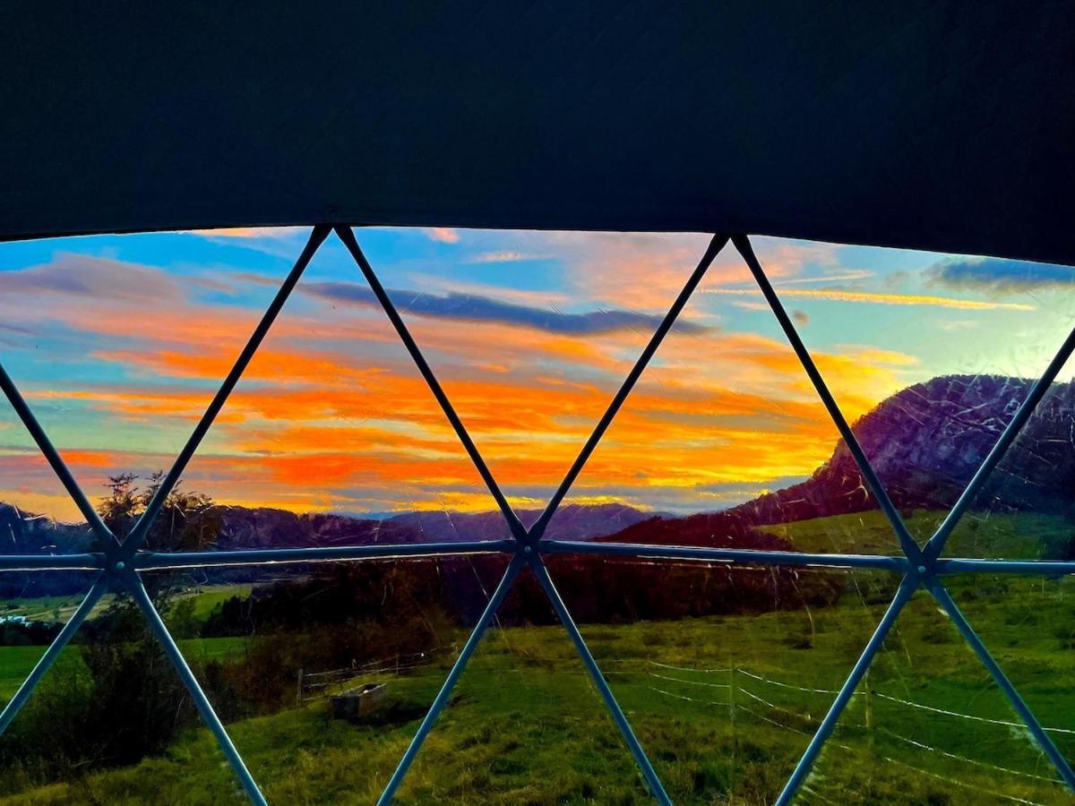Hotel Glamping Hohe Wand - Zelt Mit Sternenfenster Und Whirlpool Maiersdorf Esterno foto