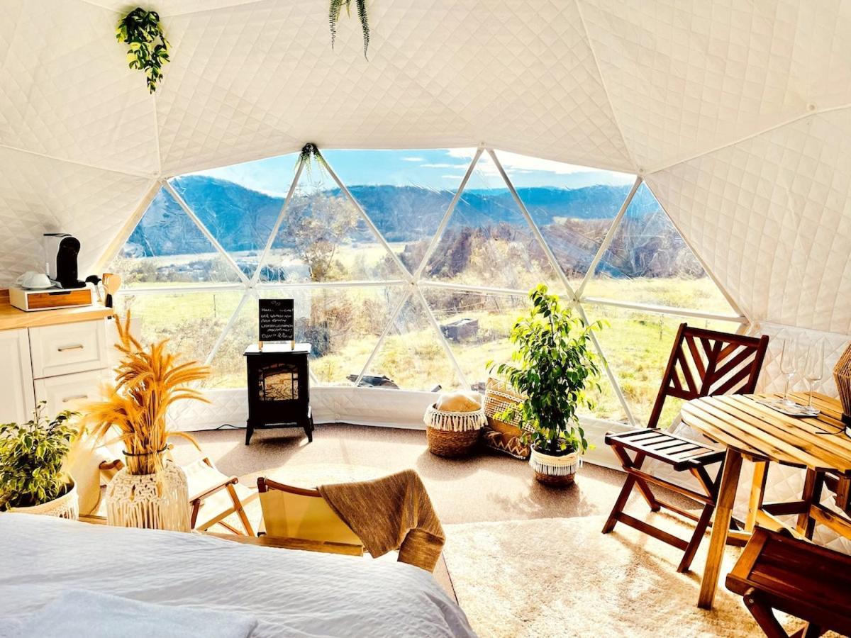 Hotel Glamping Hohe Wand - Zelt Mit Sternenfenster Und Whirlpool Maiersdorf Esterno foto